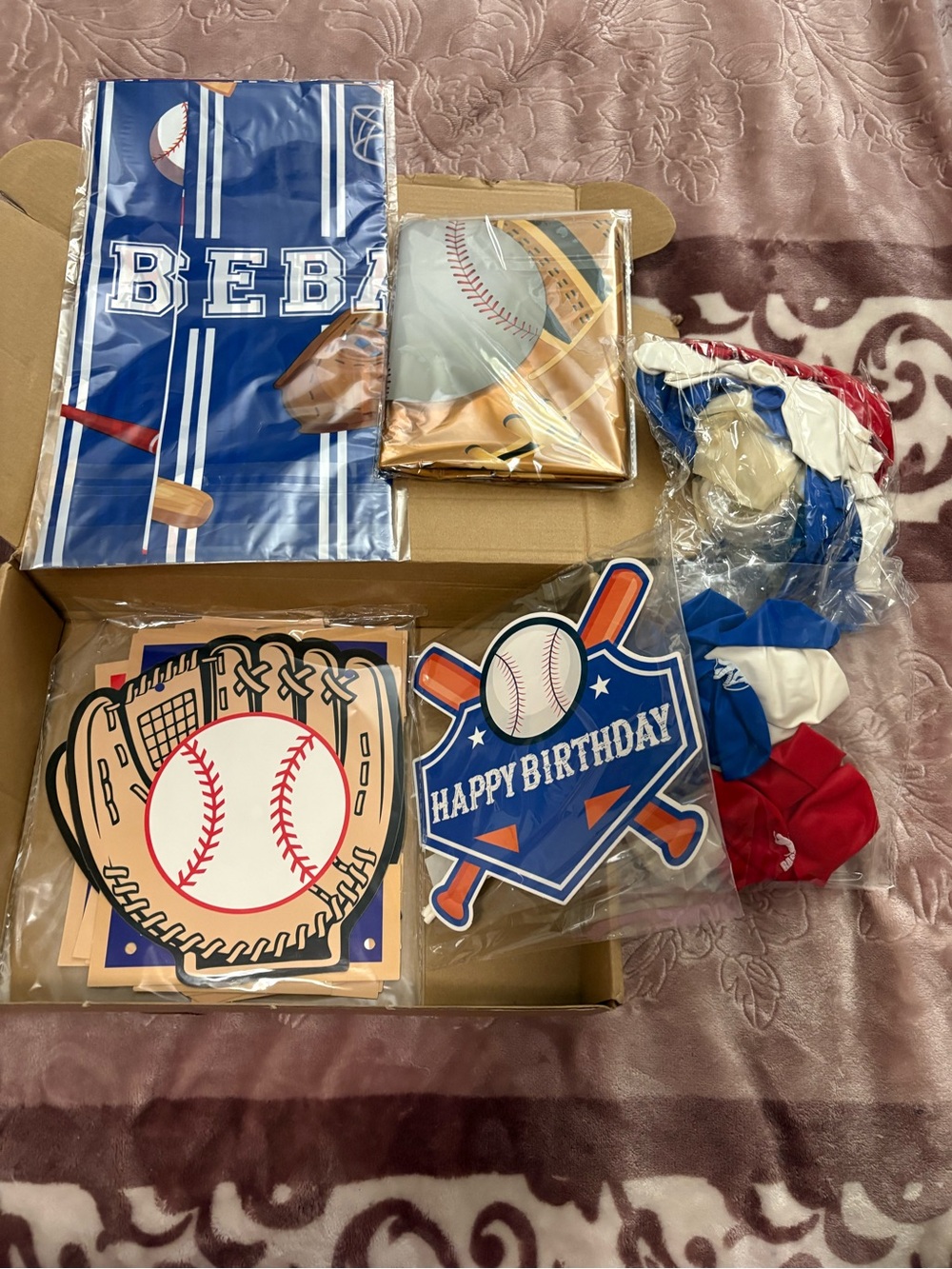 Source Unknown Baseball Party Decorations Kit - Blue, Red, White